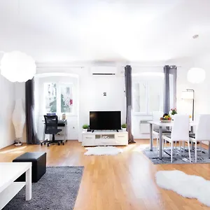 santa-barbara-apartment.primorje-gorskikotar.com/