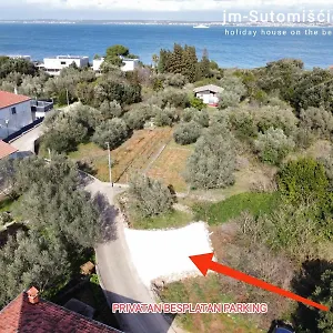 kristal_house-sutomiscica.hotelinzadar.com/